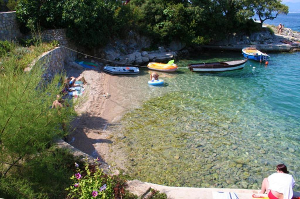 Villa San Малинска Экстерьер фото